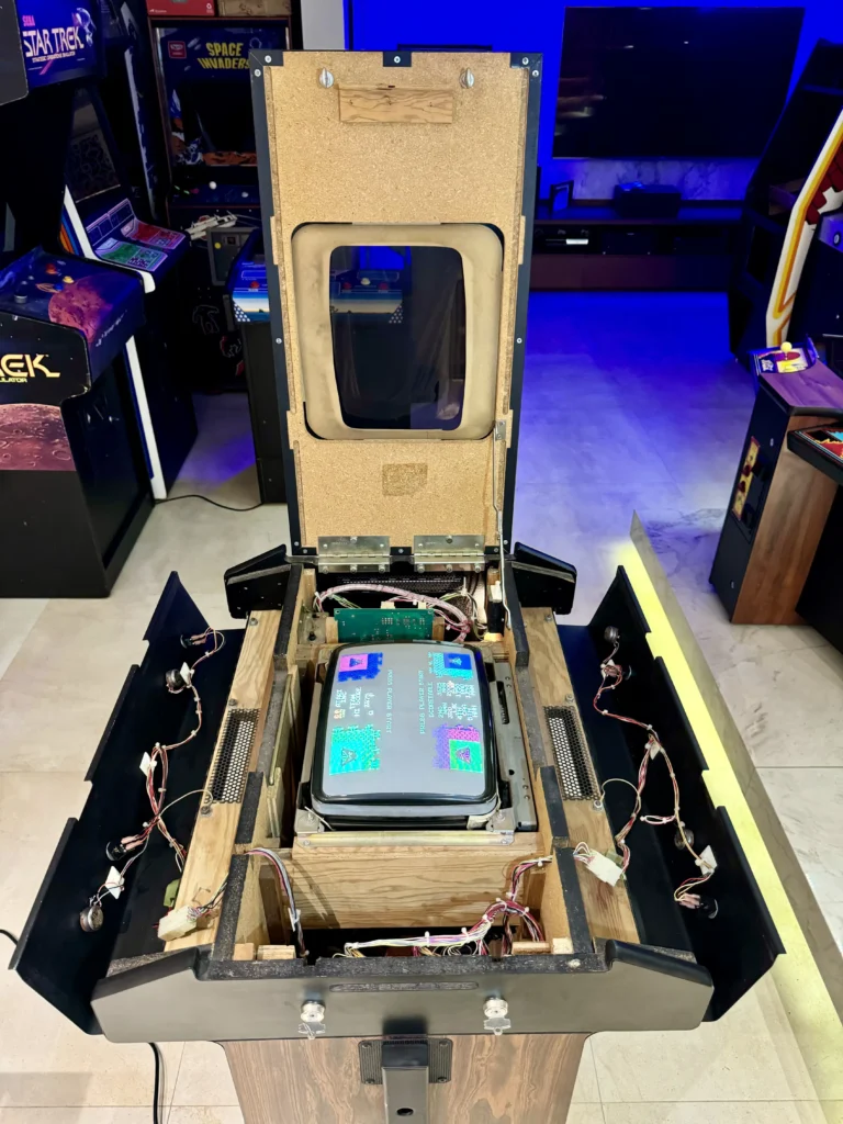 Warlords Cocktail Arcade by Atari - Antonio Borba